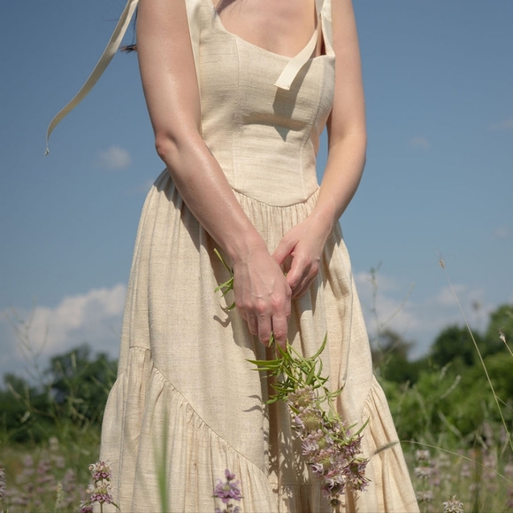 ISO Of Her Own Kind Mirabelle Dress in Wild Silk - Picture 2 of 5